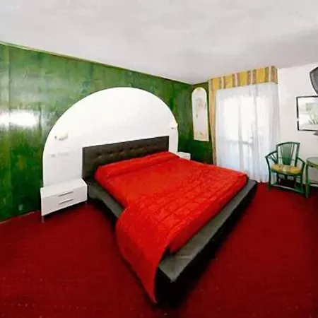 Soraya Hotel 3*